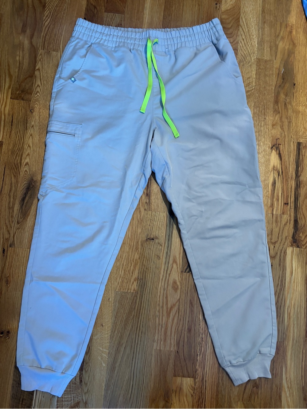 Women’s Figs Grey Jogger Scrub Pants